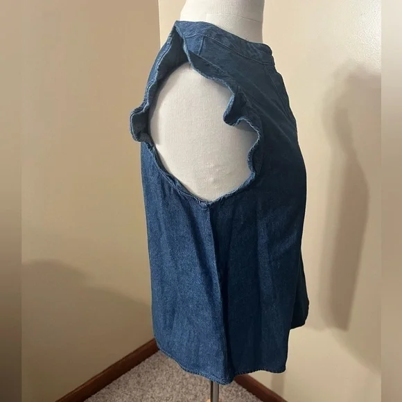 Draper James Ruffle Sleeves Denim Top Sz S - Picture 2 of 7
